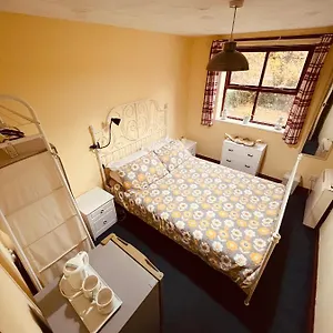  Homestay Ladybarn Lane,